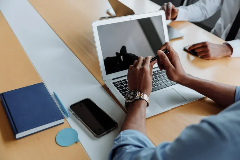 How techsized.com Fits Into Modern decision guides Conversations