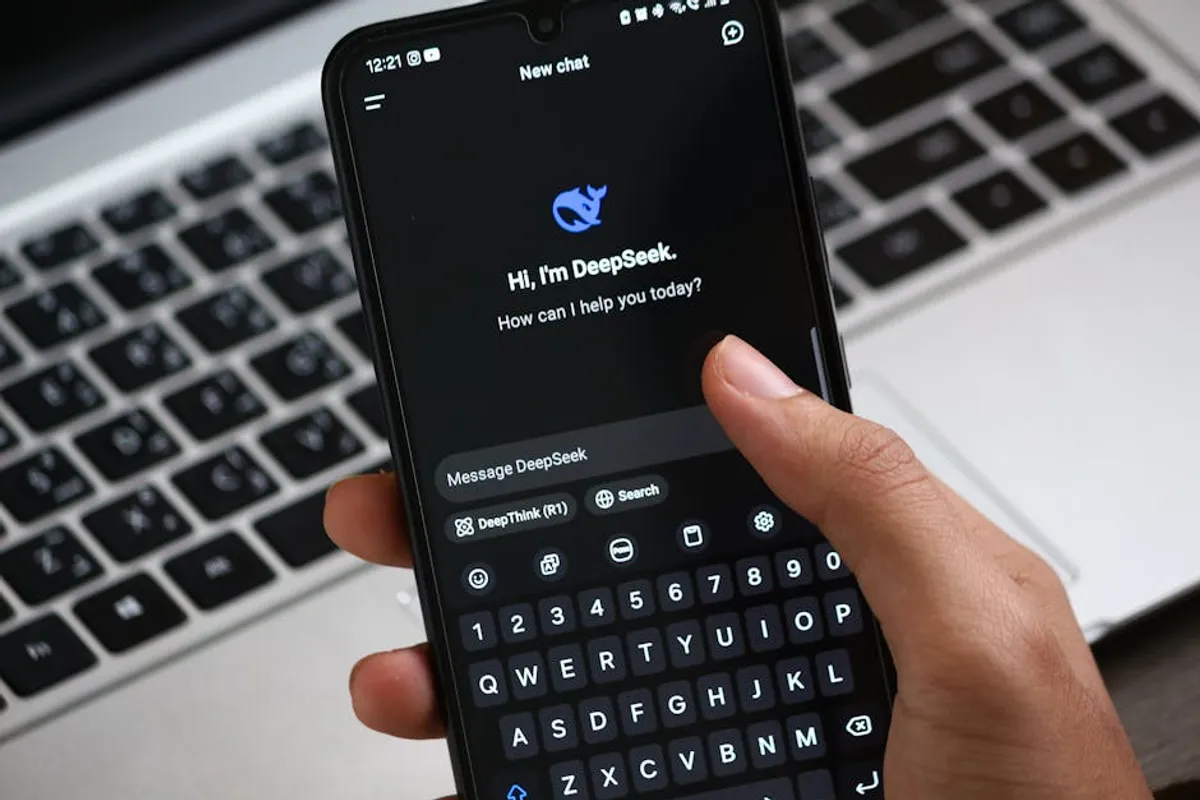 redeepseek.com: Search Intent Signals Worth Covering